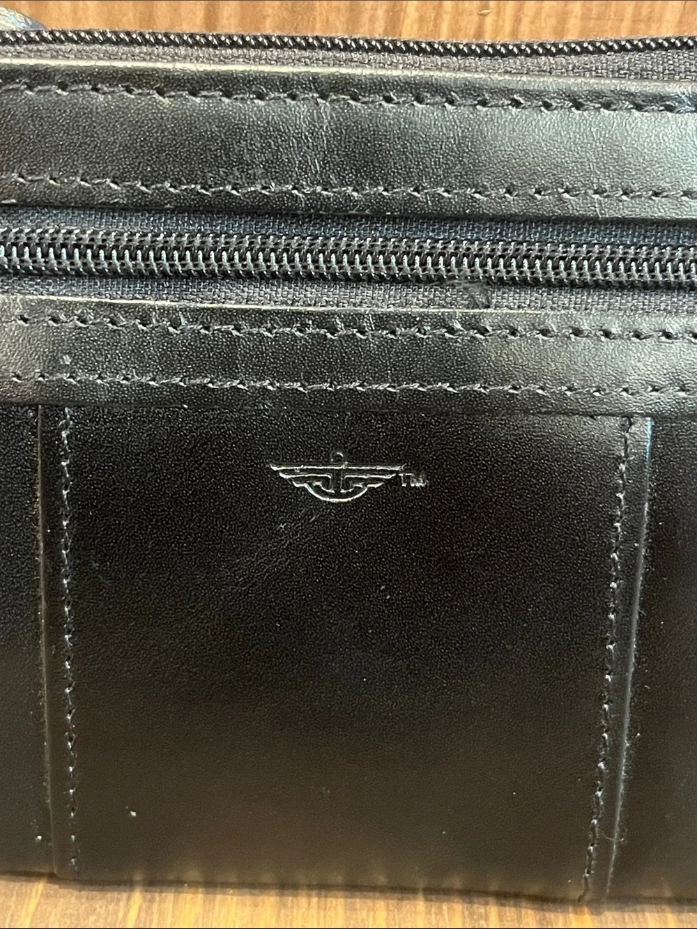 Dockers Leather Pouch Wallet